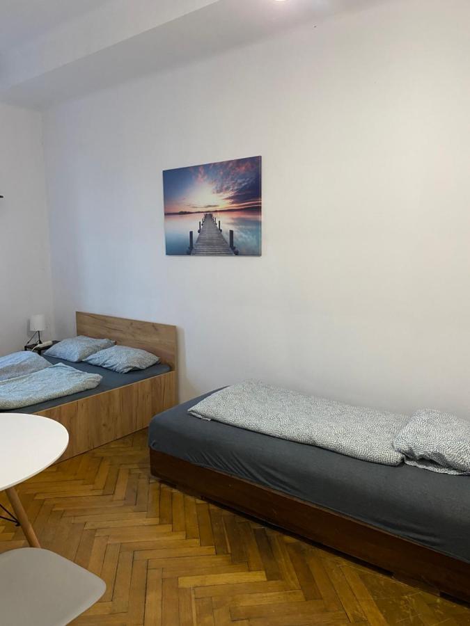 Classy Rooms In Old Town 克拉科夫 外观 照片